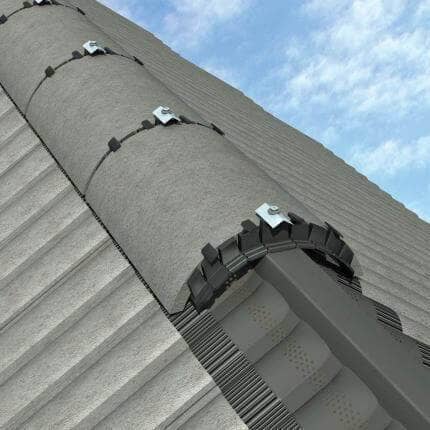 Dry ridge and hip systems