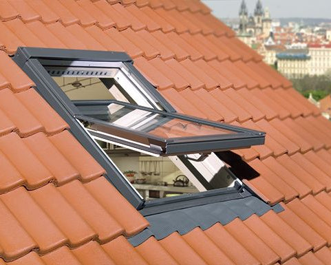 FAKRO Electrically Operated Centre Pivot Polyutherane Pitched Roof Window