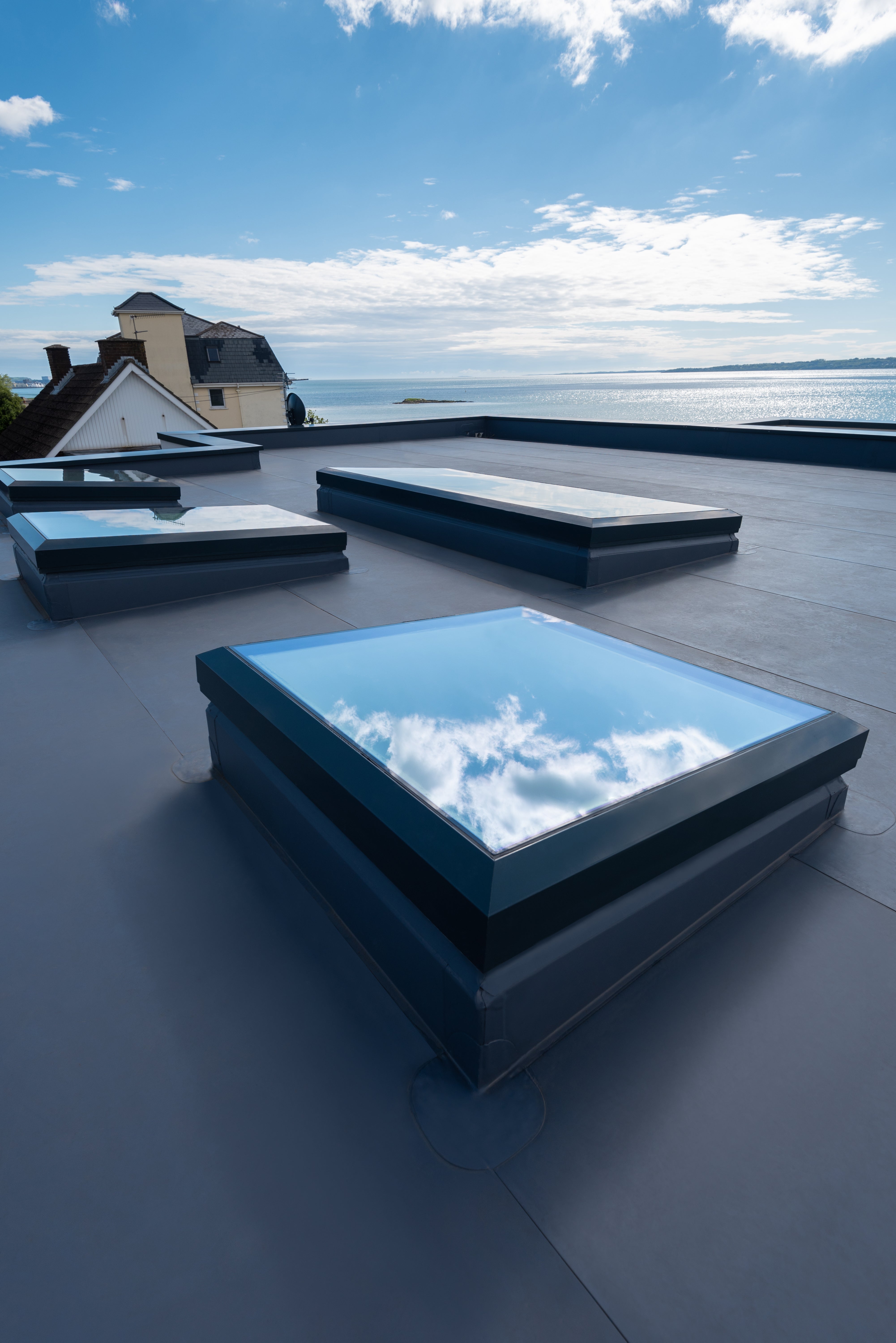 Brett Martin Flat Glass Non-Opening Flat Roof Window – with 150mm Kerb